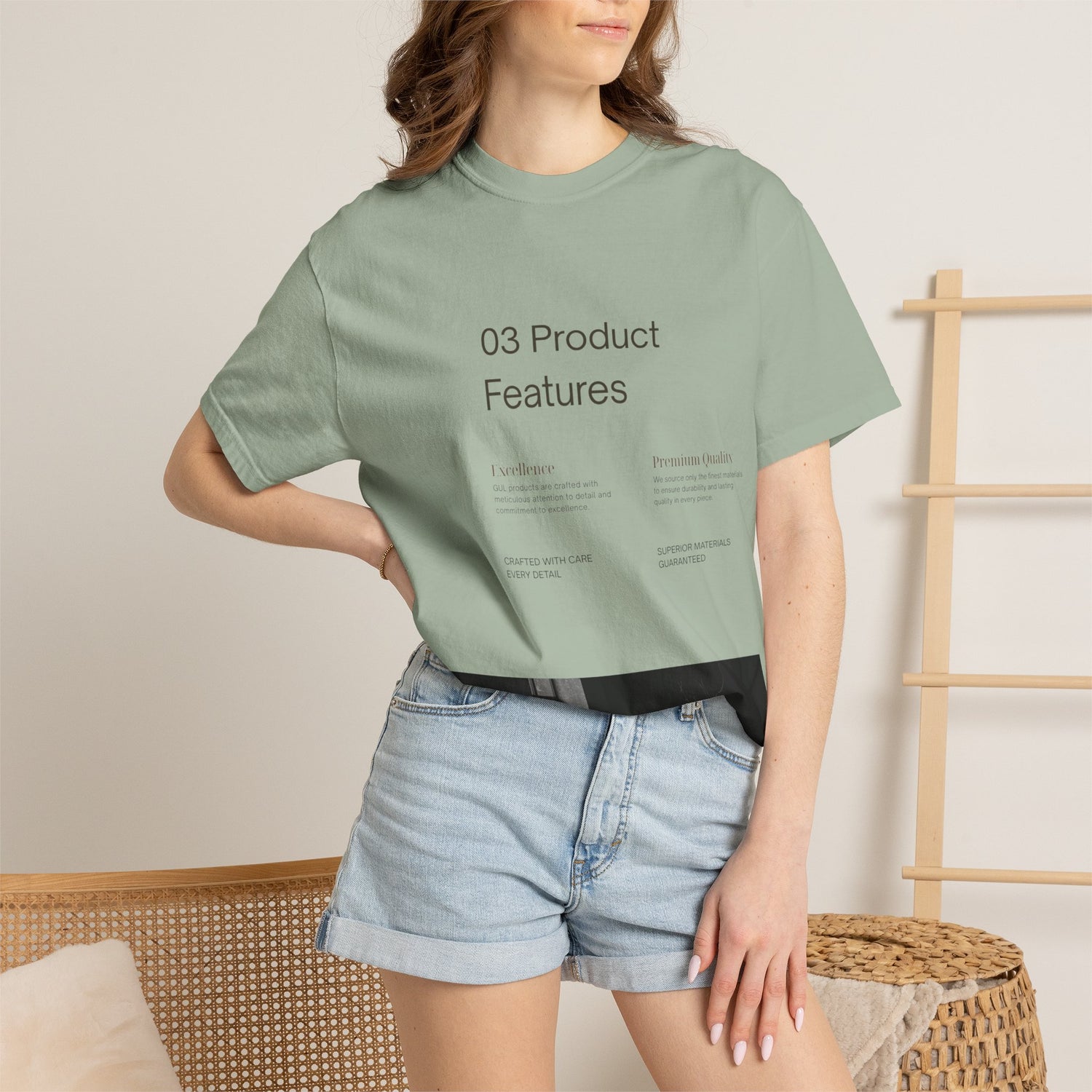 T-Shirt — Minimalist &